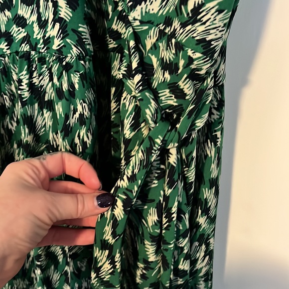 Cropped Jumpsuit - Picture 5 of 6